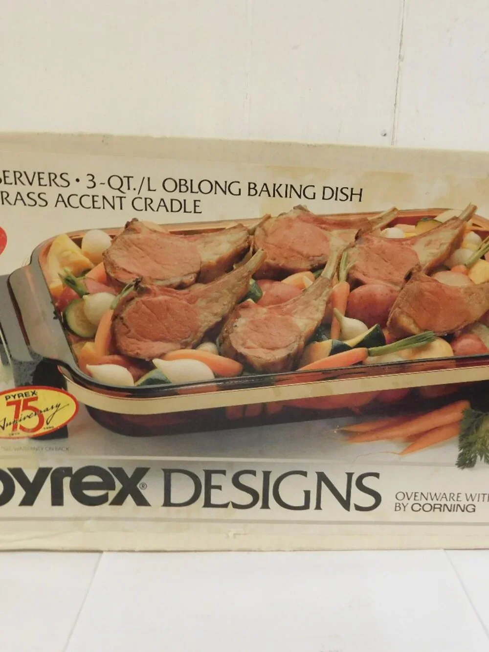 Pyrex Designs Ovenware with Flair Party Server 3 Qt Baker Dish w/ Brass Cradle